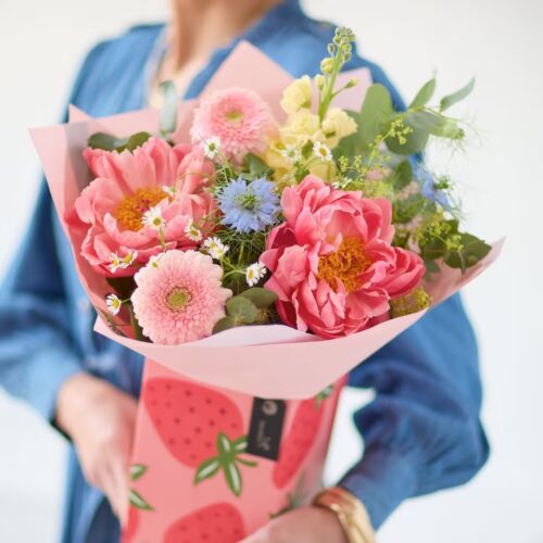Enigmas Flower-Strawberry Gift Box